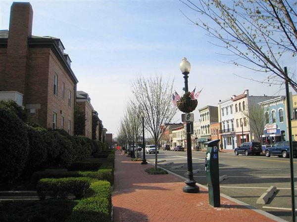 Barracks Row Neighborhood - Peter Fitzgerald Barracks Row. on Capitol Hill, Washington, D.C. •	CC BY 3.0 •	File:Barracks Row, DC.jpg •	Created: 29 March 2008 Barracks Row, DC - Barracks Row - Wikipedia  (3/29/2008 - Credits: Peter Fitzgerald Barracks Row. on Capitol Hill, Washington, D.C. •	CC BY 3.0 •	File:Barracks Row, DC.jpg •	Created: 29 March 2008 Barracks Row, DC - Barracks Row - Wikipedia)